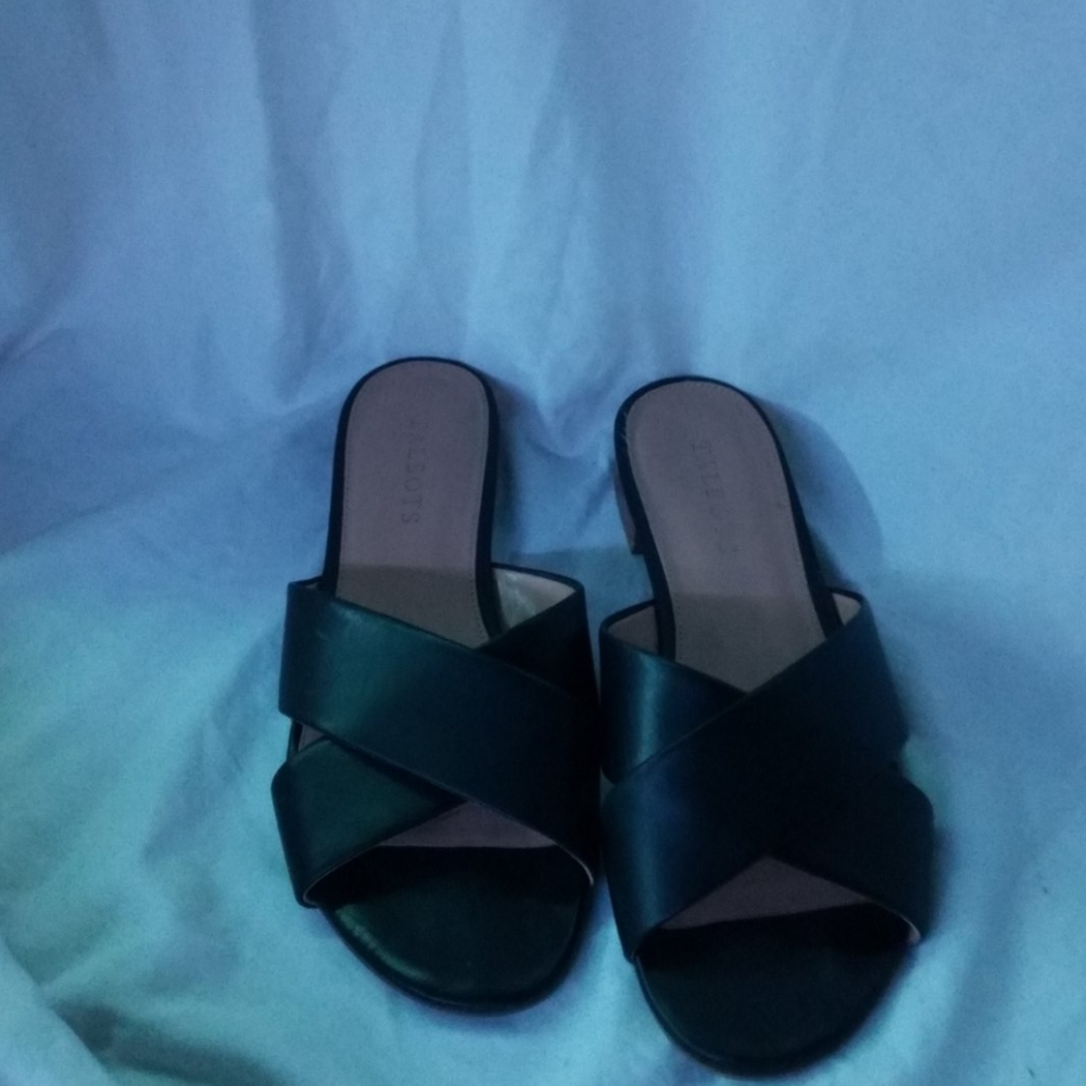 Talbot Womans Black Sandals